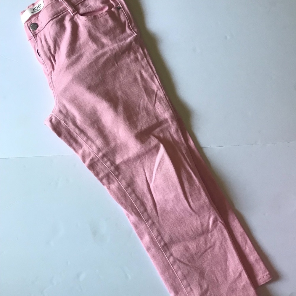 🛍 Joe Fresh Slim Pink Capri